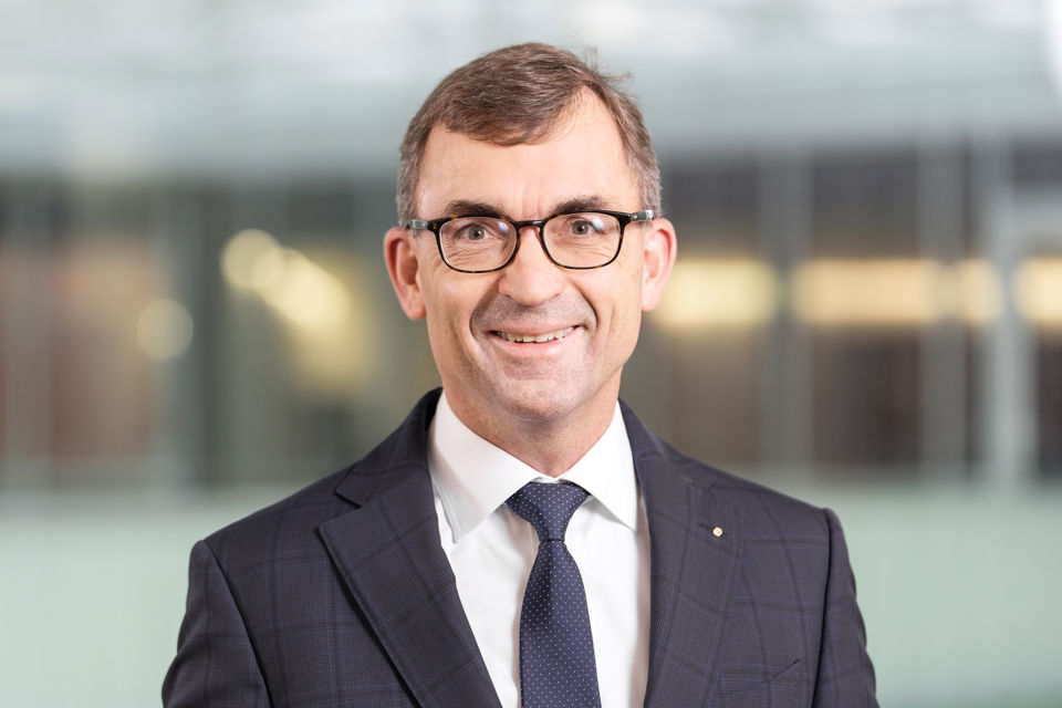 Portrait von SGKB Verwaltungsratspräsident Roland Ledergerber