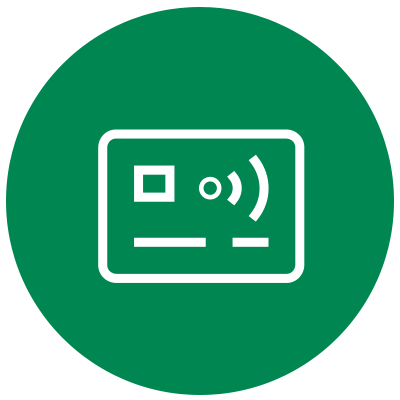 Grünes Icon - Bankkarte mit Symbol für kontaktloses Bezahlen